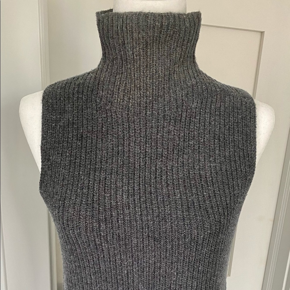 Theory wool and cashmere tunic sweater